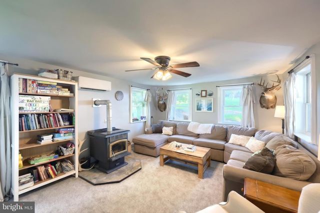 2605 CRALEY RD, Wrightsville, PA 17368