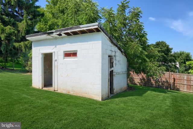 2605 CRALEY RD, Wrightsville, PA 17368