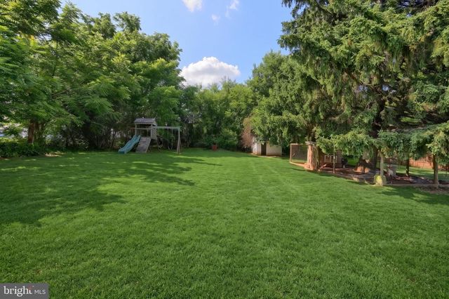 2605 CRALEY RD, Wrightsville, PA 17368