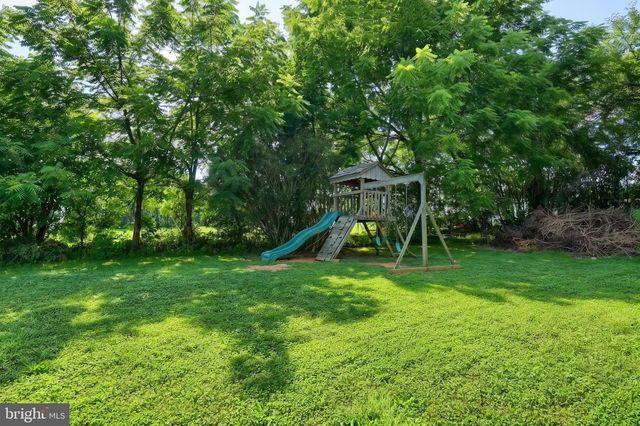 2605 CRALEY RD, Wrightsville, PA 17368