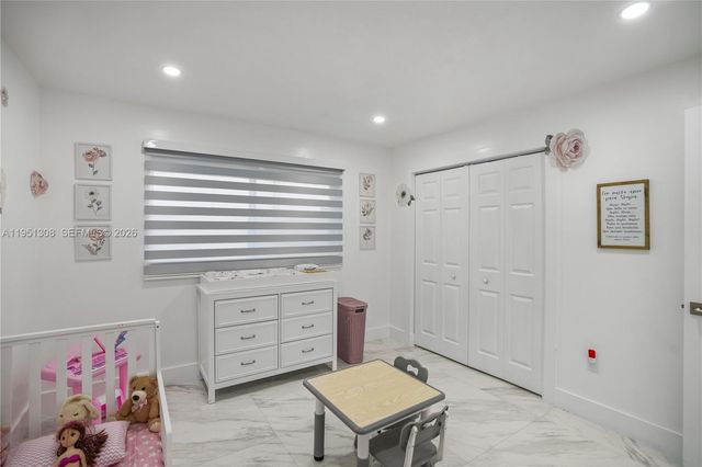 14005 SW 17th Ter, Miami, FL 33175