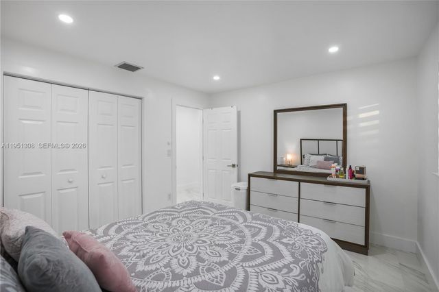 14005 SW 17th Ter, Miami, FL 33175