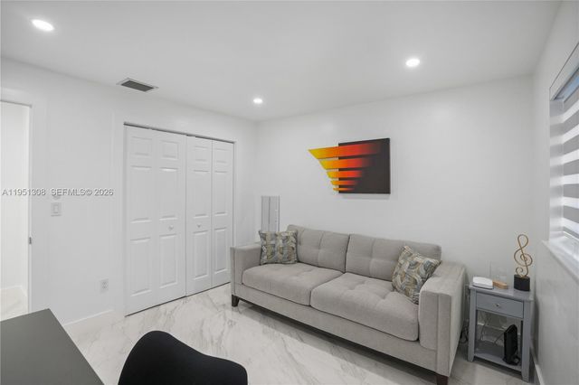 14005 SW 17th Ter, Miami, FL 33175