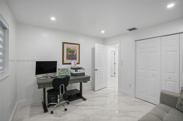 14005 SW 17th Ter, Miami, FL 33175