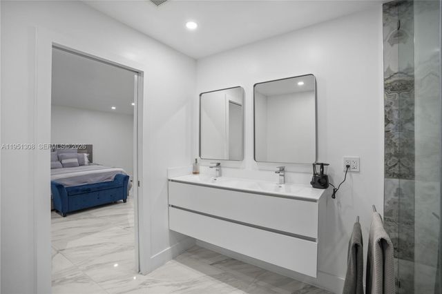 14005 SW 17th Ter, Miami, FL 33175