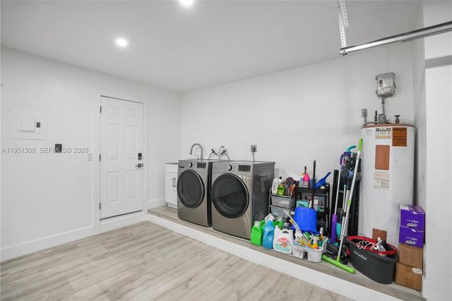 14005 SW 17th Ter, Miami, FL 33175