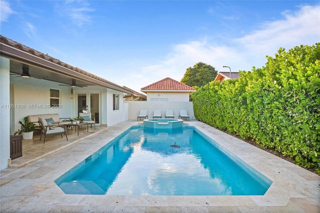 14005 SW 17th Ter, Miami, FL 33175