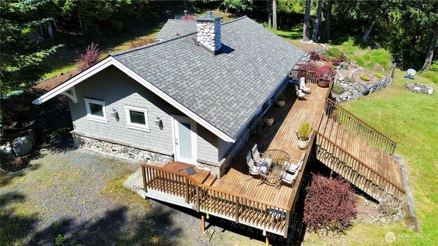 92 Flagpoint Lane, Friday Harbor, WA 98250