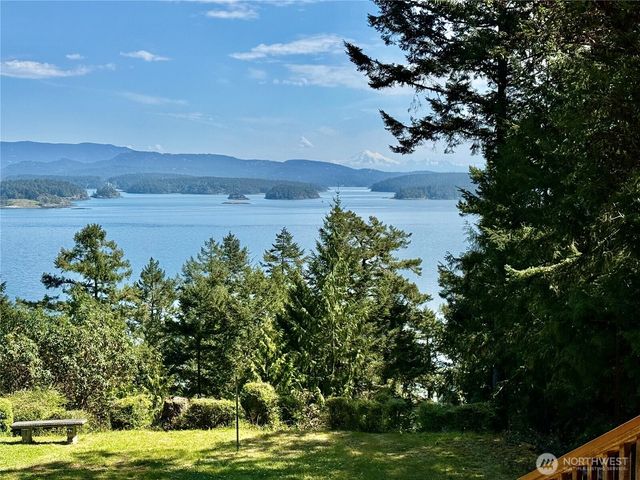 92 Flagpoint Lane, Friday Harbor, WA 98250