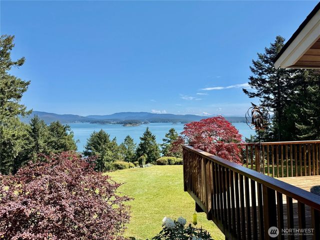 92 Flagpoint Lane, Friday Harbor, WA 98250
