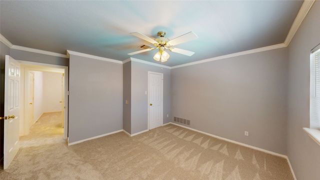 7525 Brentwood Court, North Richland Hills, TX 76182