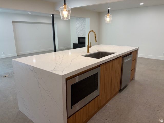7277 S 525 E, Midvale, UT 84047