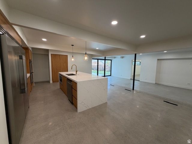 7277 S 525 E, Midvale, UT 84047
