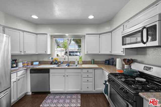 719 E Pleasant Valley Road, Port Hueneme, CA 93041