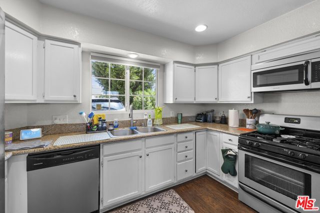 719 E Pleasant Valley Road, Port Hueneme, CA 93041