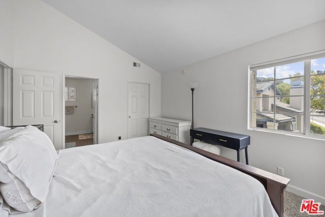 719 E Pleasant Valley Road, Port Hueneme, CA 93041