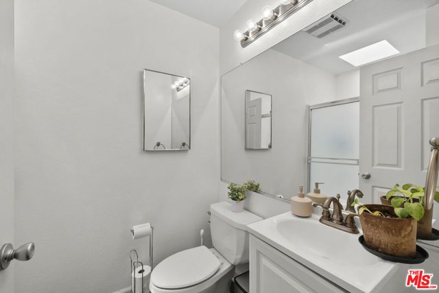 719 E Pleasant Valley Road, Port Hueneme, CA 93041