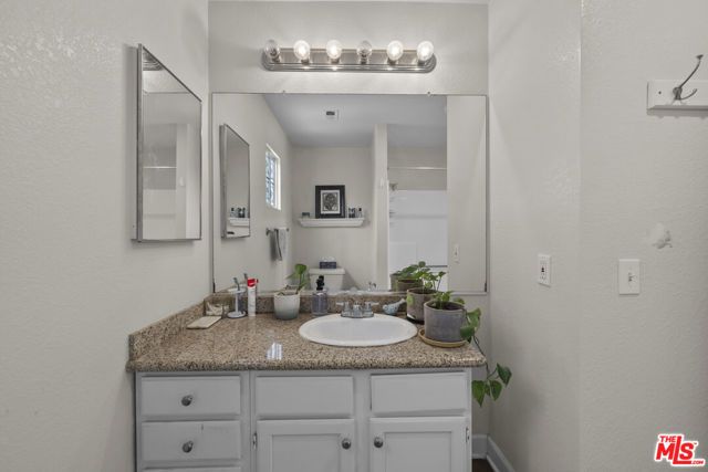 719 E Pleasant Valley Road, Port Hueneme, CA 93041
