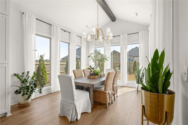 8806 W Comet Drive, Bentonville, AR 72713