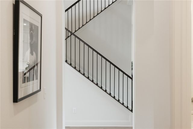 8806 W Comet Drive, Bentonville, AR 72713