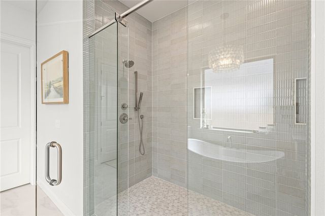 8806 W Comet Drive, Bentonville, AR 72713