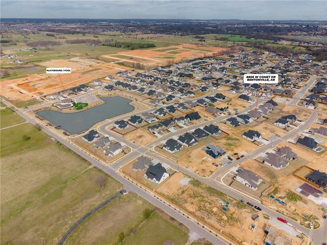 8806 W Comet Drive, Bentonville, AR 72713