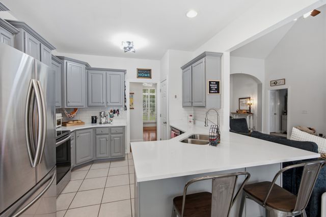 421 Karlee Ct, Lebanon, TN 37087