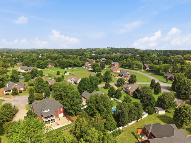 421 Karlee Ct, Lebanon, TN 37087