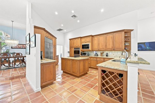 1960 HARTFORD Way, Coral Springs, FL 33071