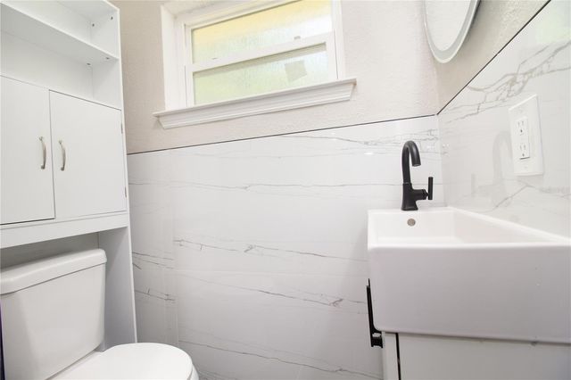 7716 E COMANCHE AVENUE, Tampa, FL 33610