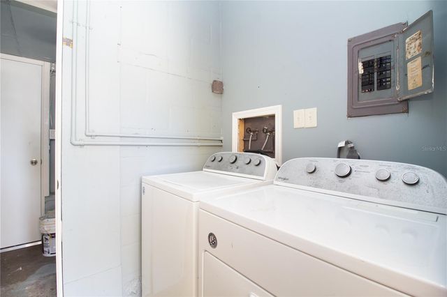 7716 E COMANCHE AVENUE, Tampa, FL 33610