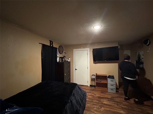 1209 E Tucker Street, Fort Worth, TX 76104