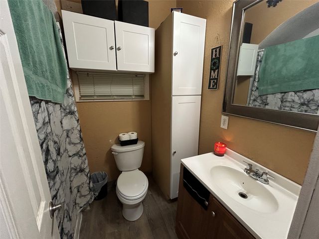 1209 E Tucker Street, Fort Worth, TX 76104
