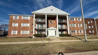 4420 W 111th Street 104, Oak Lawn, IL 60453