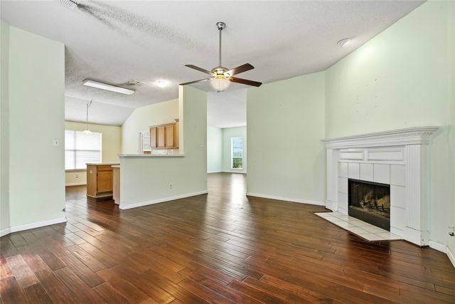 2720 Preston Creek, Mesquite, TX 75181