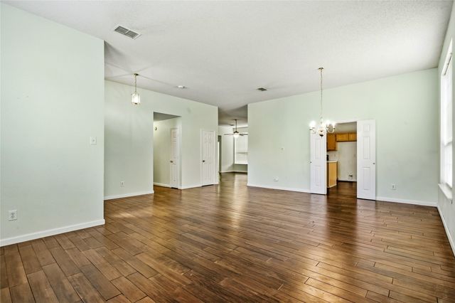 2720 Preston Creek, Mesquite, TX 75181