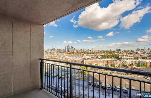 100 Manhattan Avenue 708, Jersey City, NJ 07087