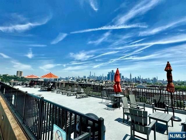 100 Manhattan Avenue 708, Jersey City, NJ 07087
