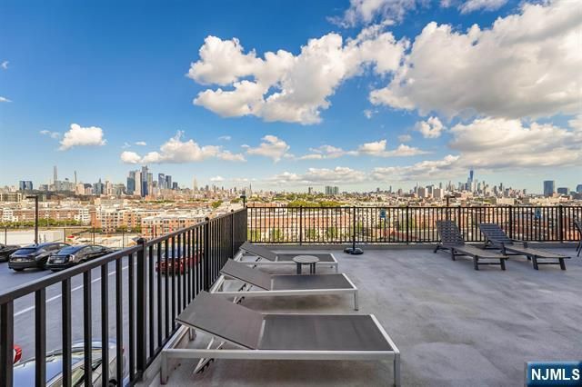 100 Manhattan Avenue 708, Jersey City, NJ 07087