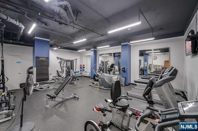 100 Manhattan Avenue 708, Jersey City, NJ 07087