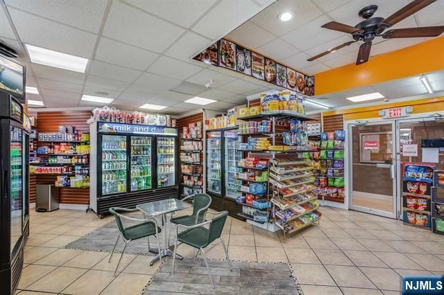 100 Manhattan Avenue 708, Jersey City, NJ 07087