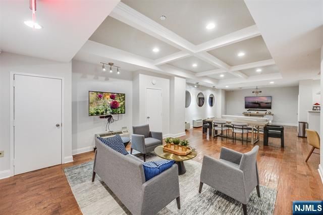 100 Manhattan Avenue 708, Jersey City, NJ 07087