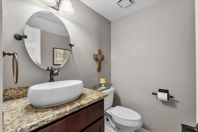 1910 Wynforest Drive, Deer Park, TX 77536