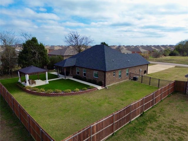 2232 Samuel Street, Mabank, TX 75147