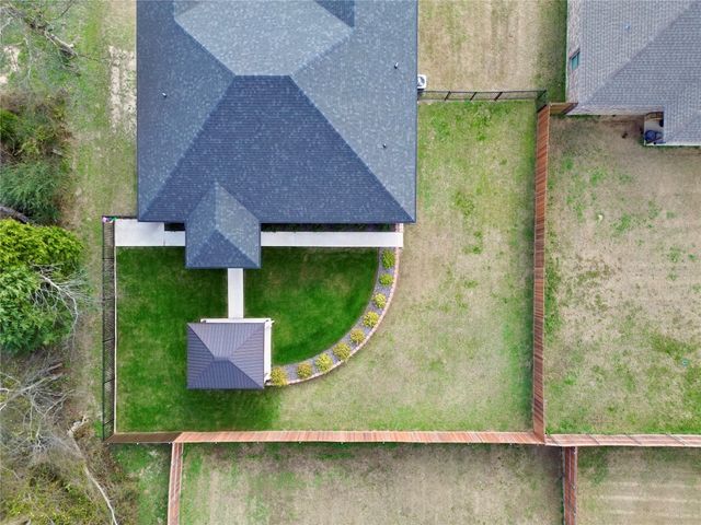 2232 Samuel Street, Mabank, TX 75147