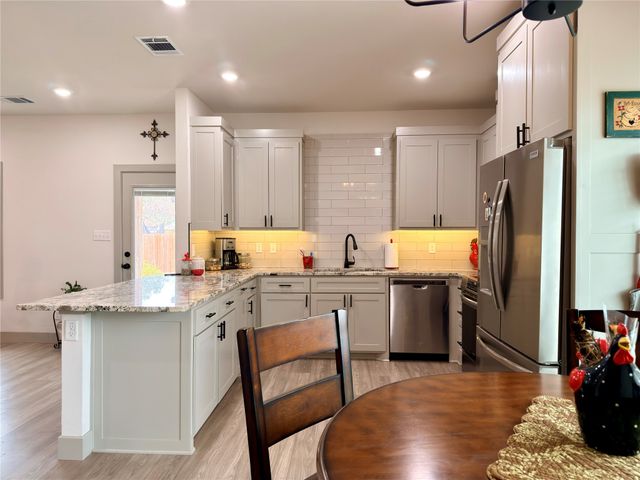 2232 Samuel Street, Mabank, TX 75147