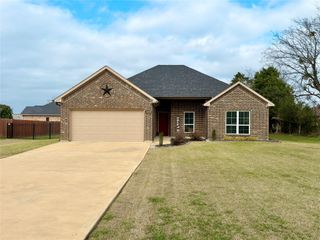 2232 Samuel Street, Mabank, TX 75147
