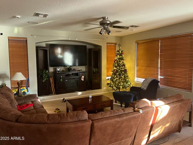 1807 E VALENCIA Drive, Phoenix, AZ 85042