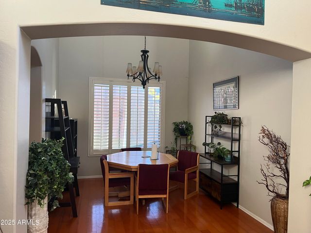 1807 E VALENCIA Drive, Phoenix, AZ 85042