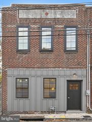 64 E SPRING AVE, Ardmore, PA 19003